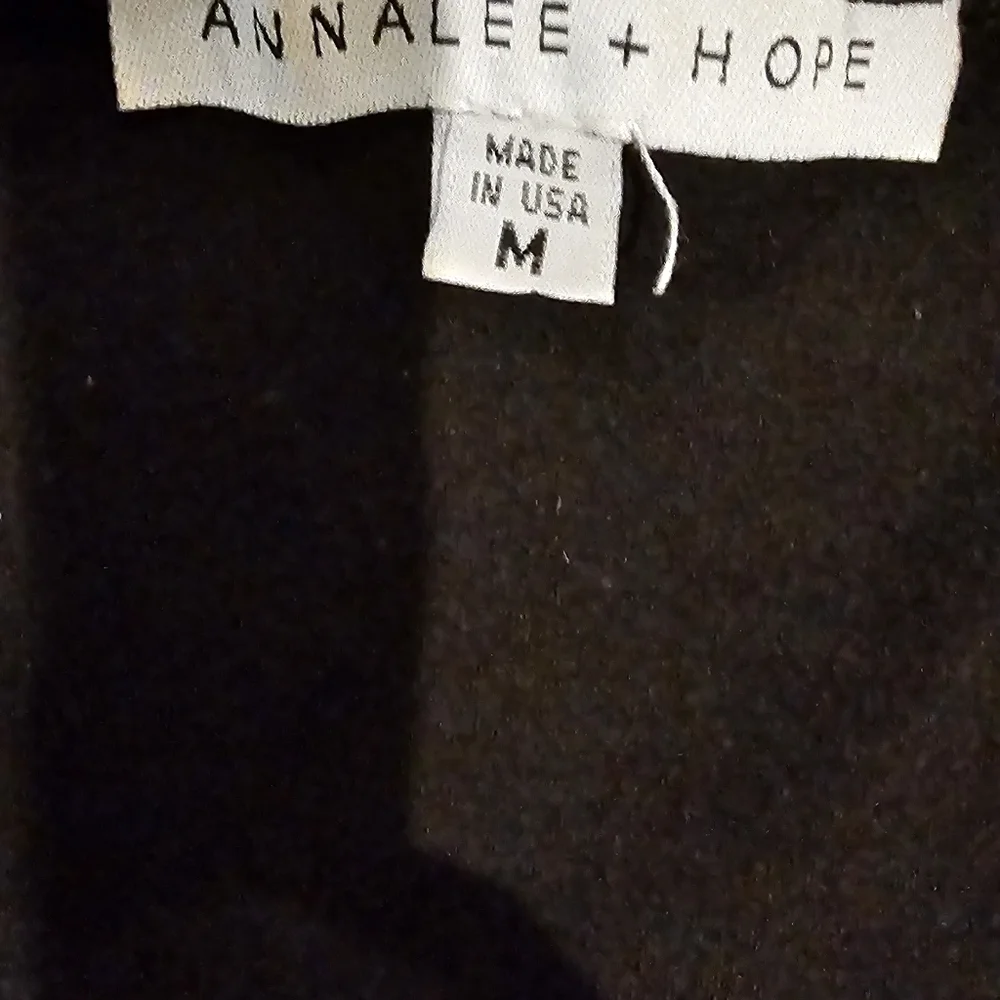 Size Medium | Annalee + Hope Black Long Sleeve Jumpsuit Romper - Picture 8 of 8